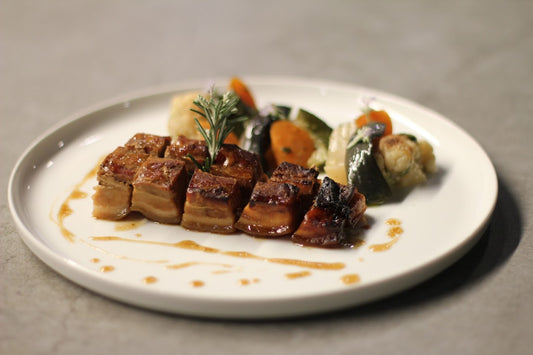 Barriga de Porco com Molho Teriyaki